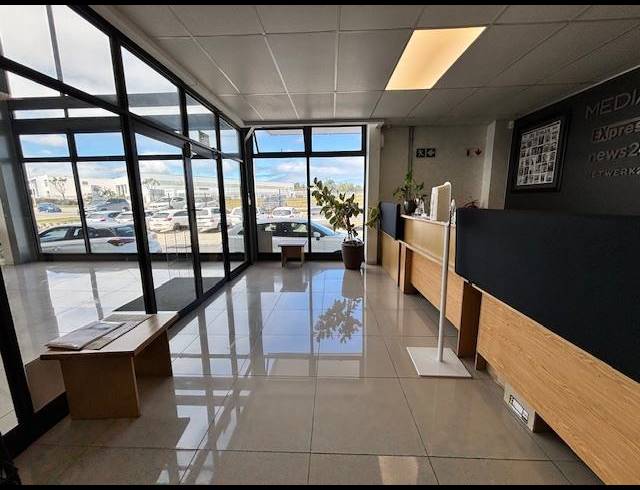BUSINESS PROPERTY TO RENT IN FAIRVIEW